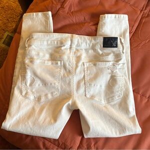 American Eagle White Denim Cropped Jeans